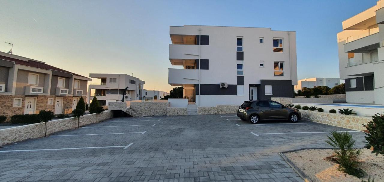 Seahorse Luxury Apartment With Pool And Sea View Novalja Exterior photo